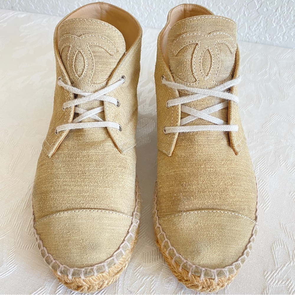 CHANEL beige Suede High Top Espadrilles